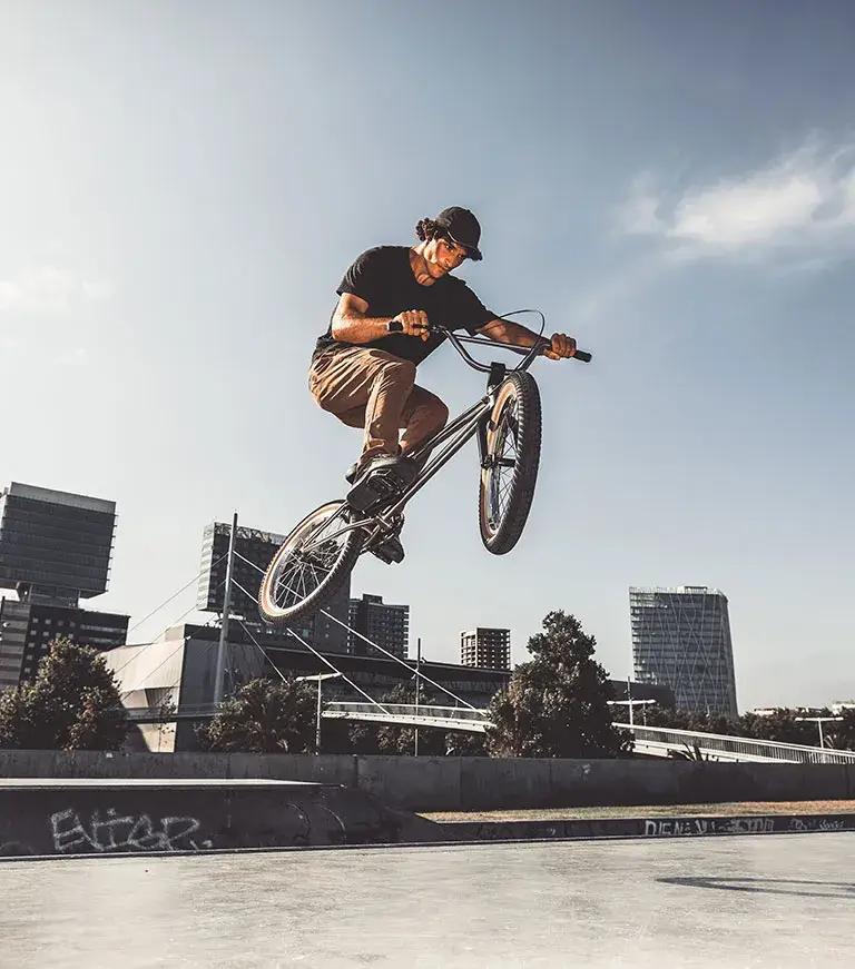 Muscletech platinum bike stunt